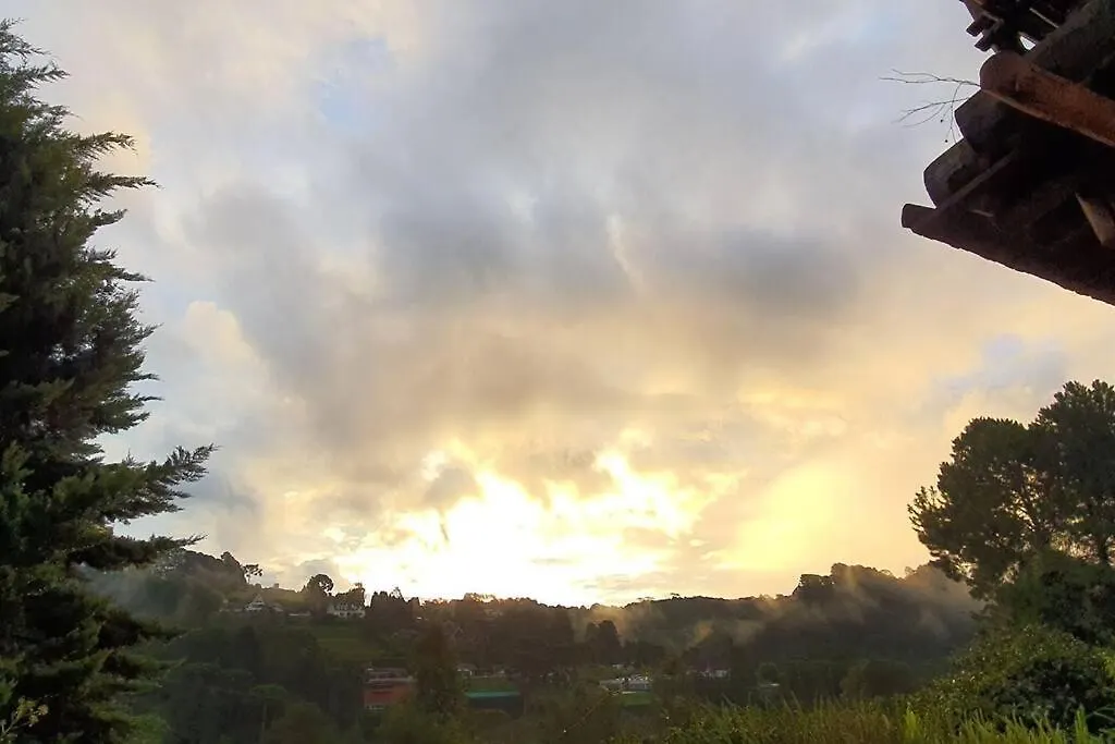 Chale Aconchegante Na Vila Inglesa Campos do Jordao 0*,