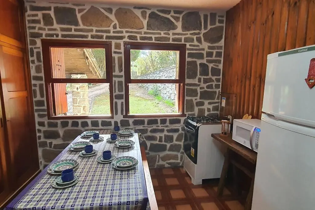 Chale Aconchegante Na Vila Inglesa Campos do Jordao 0*,  Brazil
