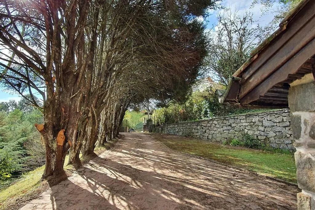 Chale Aconchegante Na Vila Inglesa Campos do Jordao Brazil